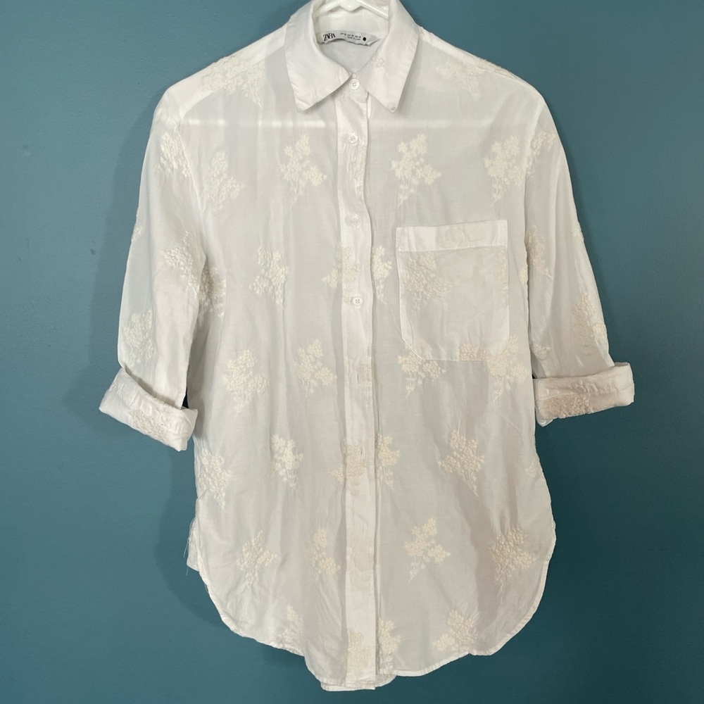 Zara Oversized White Patterned button down Shirt - image 1